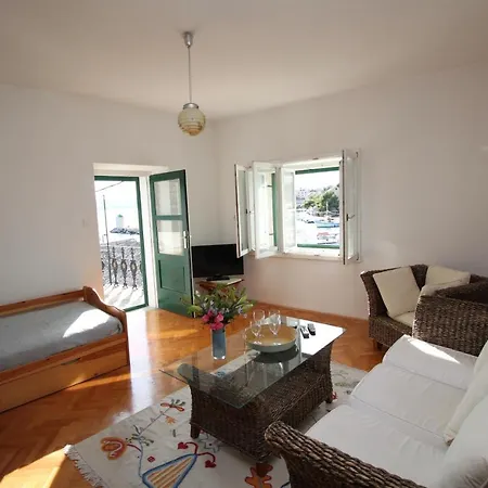 Beautiful White Stone Seafront House In Bol, With Panoramic Views. Bol