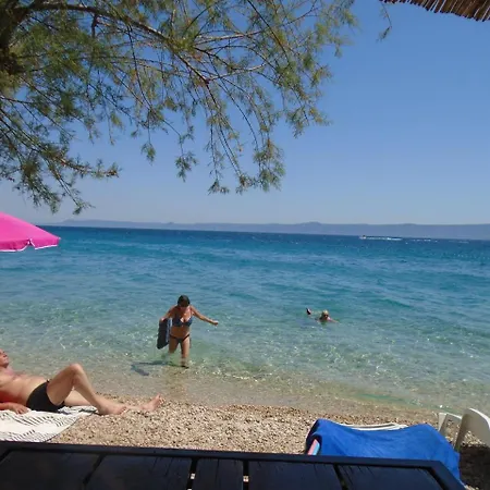 Tatil Evi Beautiful White Stone Seafront House In Bol, With Panoramic Views. Bol