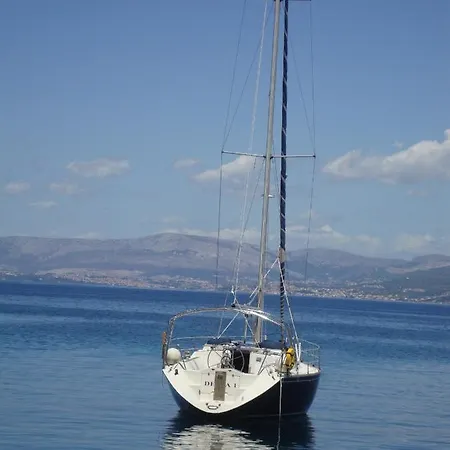 Beautiful White Stone Seafront House In Bol, With Panoramic Views. *